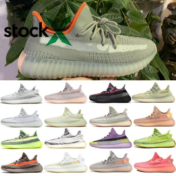 new color kanye west black angel yecheil gid glow static reflective running shoes men women clay true form lundmark sports sneakers, White;red
new color kanye west black angel yecheil gid glow static reflective running shoes men women clay true form lundmark sports sneakers, White;red