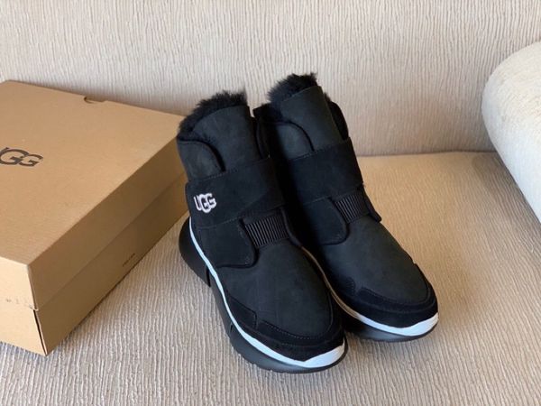 australian snow boots women fur integrated short boots thick bottom winter new fashion plus velvet thick cotton shoes size :35-40, Black
australian snow boots women fur integrated short boots thick bottom winter new fashion plus velvet thick cotton shoes size :35-40, Black