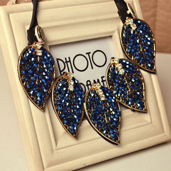 water drop rhinestone bead pendant collar necklace fashion choker jewelry new arrival handmade false collar necklace, Silver
water drop rhinestone bead pendant collar necklace fashion choker jewelry new arrival handmade false collar necklace, Silver