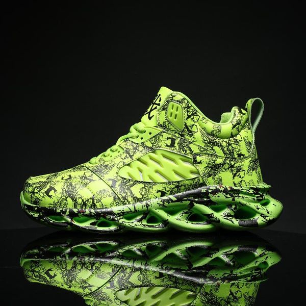 men graffiti sneakers chunky running shoes comfortable 2020 students casual sport shoe breathable male outdoor walking footwear
men graffiti sneakers chunky running shoes comfortable 2020 students casual sport shoe breathable male outdoor walking footwear
