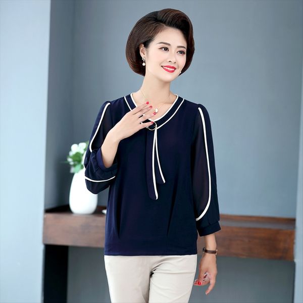 2019 autumn mother's t- long-sleeved t-shirt middle-aged and elderly women's western style shirt middle-aged loose autumn top, White
2019 autumn mother's t- long-sleeved t-shirt middle-aged and elderly women's western style shirt middle-aged loose autumn top, White