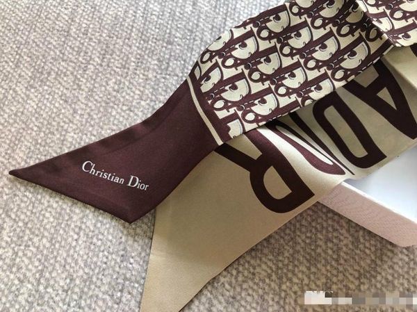 winter silk vintage headbands for women girls elatstic hair bands retro turban head wraps gifts d brand designer silk scarfs, Red;brown
winter silk vintage headbands for women girls elatstic hair bands retro turban head wraps gifts d brand designer silk scarfs, Red;brown