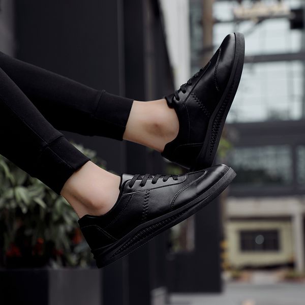 men women triple black white canvas shoes mens sport outdoor jogging sneakers trainer walking casual shoes 40-44
men women triple black white canvas shoes mens sport outdoor jogging sneakers trainer walking casual shoes 40-44