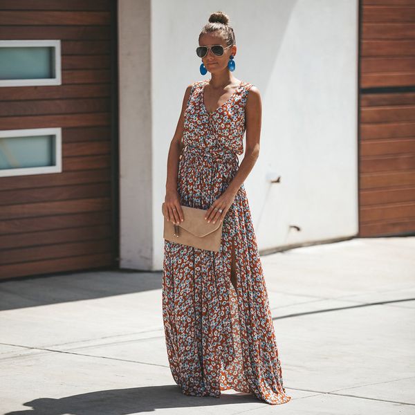 2019 designer woman summer dresses bohemian print v neck sleeveless long summer dress woman beachwear woman swimsuit, Black;gray
2019 designer woman summer dresses bohemian print v neck sleeveless long summer dress woman beachwear woman swimsuit, Black;gray