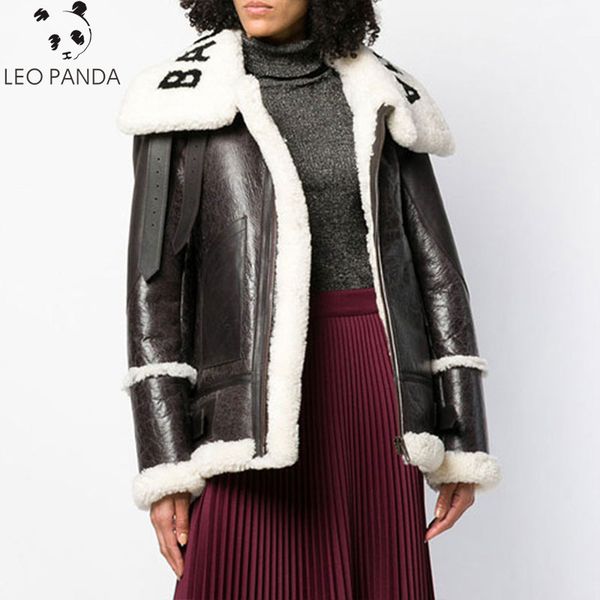 2018 women real sheep leather shearling coats sheep fur lining jackets lady's long sleeve zipped outerwear winter warm overcoat, Black
2018 women real sheep leather shearling coats sheep fur lining jackets lady's long sleeve zipped outerwear winter warm overcoat, Black