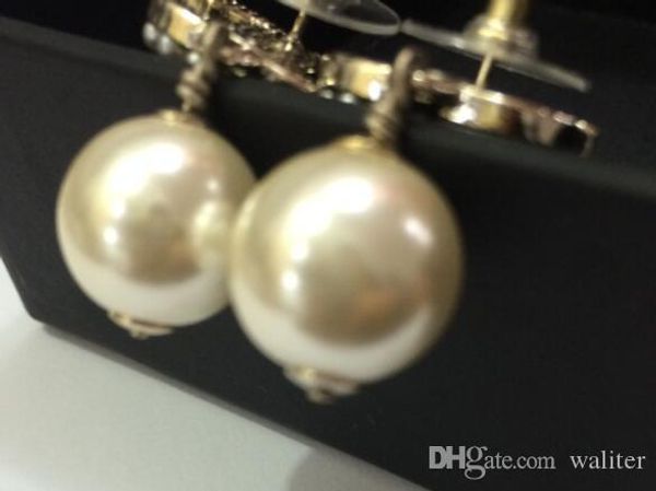 fashion pearl earrings wedding jewelry for bride lady drop women earrings with flannel bags for lady, Golden;silver
fashion pearl earrings wedding jewelry for bride lady drop women earrings with flannel bags for lady, Golden;silver