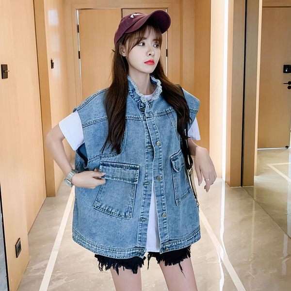 blue denim jacket short cut frayed hem with large pockets korean fashion girls loose denim jakcet, Black;white
blue denim jacket short cut frayed hem with large pockets korean fashion girls loose denim jakcet, Black;white