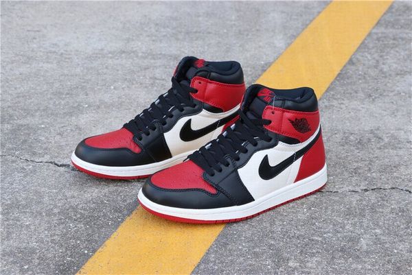 Воздуха Ретро Иордан 1 AJ1 Мужчины High Баскетбол обувь TOP 3 Хамелеон 1S Черный Toe Запрещенный Берд Открытый Мужские Спортивные кроссовки Trainers8
Воздуха Ретро Иордан 1 AJ1 Мужчины High Баскетбол обувь TOP 3 Хамелеон 1S Черный Toe Запрещенный Берд Открытый Мужские Спортивные кроссовки Trainers8