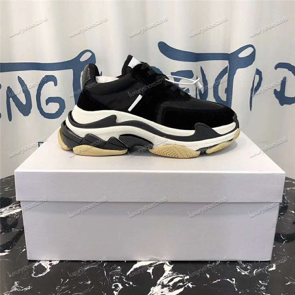retro brand women men casual shoes grain leather shoes black and grey triple s 2.0 sneaker dad shoe casual outdoor
retro brand women men casual shoes grain leather shoes black and grey triple s 2.0 sneaker dad shoe casual outdoor