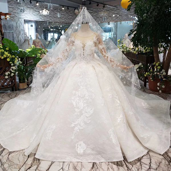 2019 lebanon long sleeve wedding dresses illusion neckline tulle veil feather decoration applique pattern backless country bridal gowns, White
2019 lebanon long sleeve wedding dresses illusion neckline tulle veil feather decoration applique pattern backless country bridal gowns, White