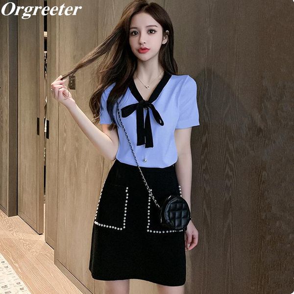 summer new knitted 2 piece set women elegant bow lace-up button blouse and pearl beaded double pocket skirt knitted suits, White
summer new knitted 2 piece set women elegant bow lace-up button blouse and pearl beaded double pocket skirt knitted suits, White