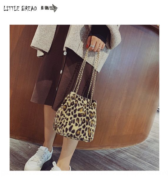 ins super fire wool female leopard print mini chain cute plush bucket wool bucket bag messenger bag
ins super fire wool female leopard print mini chain cute plush bucket wool bucket bag messenger bag