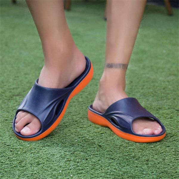men's slipper large size round toe platform flat with household indoor men sandals summer flip flops slippers 2020, Black
men's slipper large size round toe platform flat with household indoor men sandals summer flip flops slippers 2020, Black