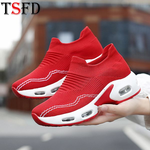 slip-on men's shoes mesh male sneakers platform sport shoes hidden heels running air sports men red low shoe v2
slip-on men's shoes mesh male sneakers platform sport shoes hidden heels running air sports men red low shoe v2