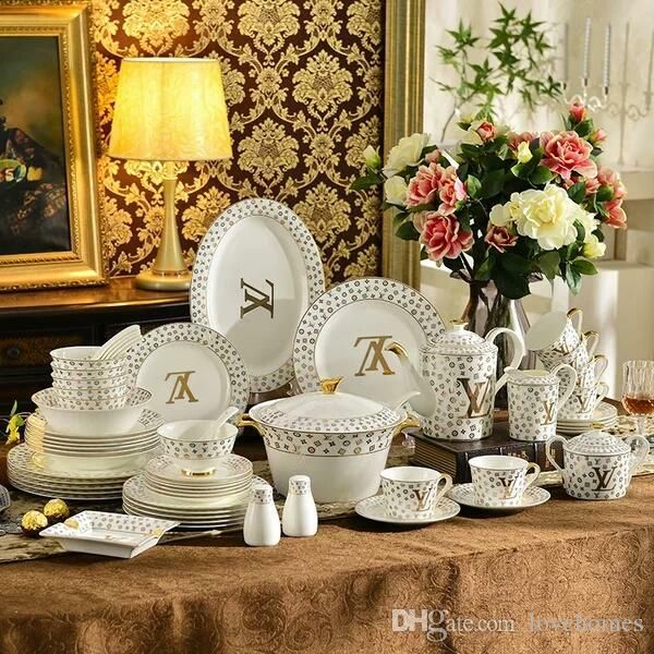престижный drinkware 61pcs европейский керамические чайный сервиз фарфоровый кофейный набор кофейник кофе ужин dishessaucer набор ct0869
престижный drinkware 61pcs европейский керамические чайный сервиз фарфоровый кофейный набор кофейник кофе ужин dishessaucer набор ct0869