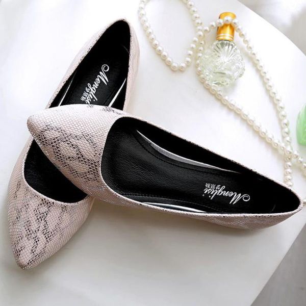 plus size 35 -43 women fashion snake skin pattern flat shoes pointed toe casual loafers lazy ladies boat shallow single shoes, Black
plus size 35 -43 women fashion snake skin pattern flat shoes pointed toe casual loafers lazy ladies boat shallow single shoes, Black