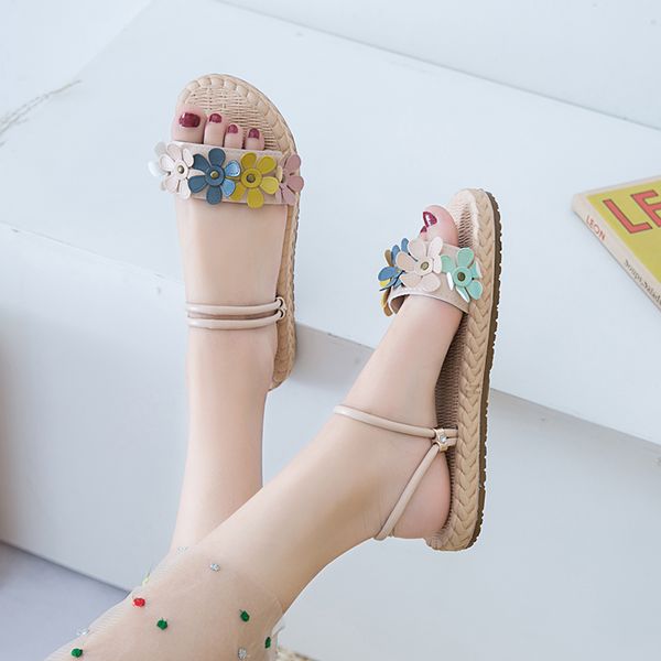 shoes flower slippers women summer pantofle low slides fashion 2020 flat soft rome pu basic tpr floral scandals female, Black
shoes flower slippers women summer pantofle low slides fashion 2020 flat soft rome pu basic tpr floral scandals female, Black