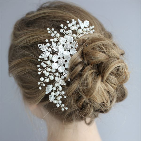 floralbride handmade crystal rhinestone pearls flower leaf wedding hair comb bridal headdress hair accessories women jewelry, Golden;white
floralbride handmade crystal rhinestone pearls flower leaf wedding hair comb bridal headdress hair accessories women jewelry, Golden;white