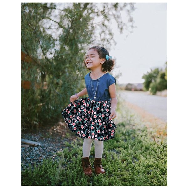 girl's dresses 2021 summer sleeveless girls denim stitching cotton floral dress for children kids shorts clothes vestidos de verano, Red;yellow
girl's dresses 2021 summer sleeveless girls denim stitching cotton floral dress for children kids shorts clothes vestidos de verano, Red;yellow