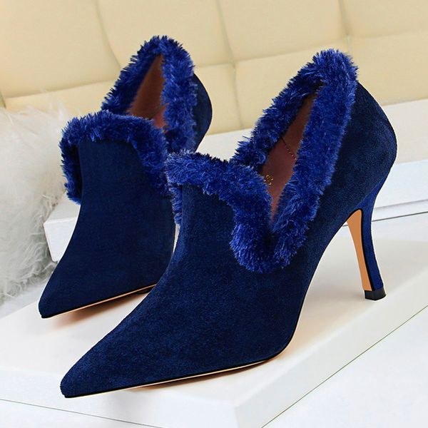 woman shoes autumn faux fur warm women pumps solid flock fashion high heels shoes pointed toe ladies party shoes 9cm, Black
woman shoes autumn faux fur warm women pumps solid flock fashion high heels shoes pointed toe ladies party shoes 9cm, Black