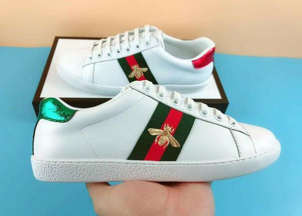 Luxury de igner man genuine white platform neaker fa hion ca ual hoe woman embroidery ummer bee high brand de igner with box ize 12
Luxury de igner man genuine white platform neaker fa hion ca ual hoe woman embroidery ummer bee high brand de igner with box ize 12