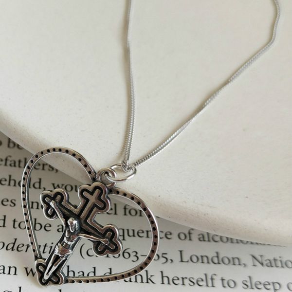 925 silver love heart pendant necklace for women vintage cross jesus necklaces pendant female religious fine jewelry
925 silver love heart pendant necklace for women vintage cross jesus necklaces pendant female religious fine jewelry