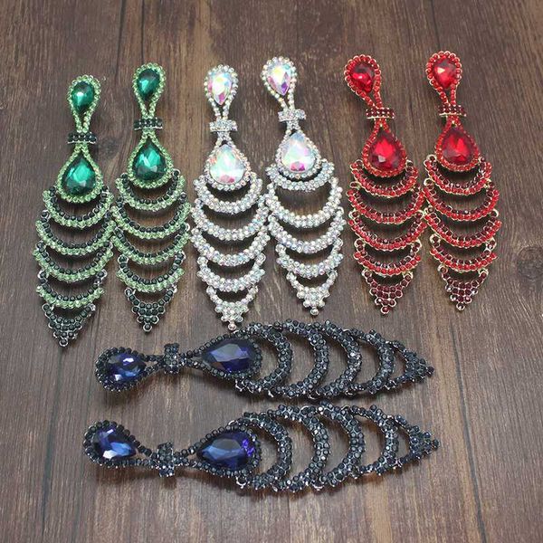 new design shiny crystal rhinestone heart pendant dangle earrings for women jewelry fashion statement earrings accessories, Silver
new design shiny crystal rhinestone heart pendant dangle earrings for women jewelry fashion statement earrings accessories, Silver