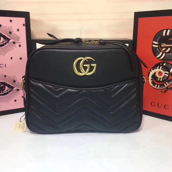 Женская сумка на одно плечо, кожаное производство, большая емкость, дизайнерская
Женская сумка на одно плечо, кожаное производство, большая емкость, дизайнерская