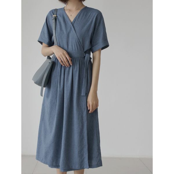 small fresh simple womens dresses summer v neck bandage loose women dress solid color youth clothing, Black;gray
small fresh simple womens dresses summer v neck bandage loose women dress solid color youth clothing, Black;gray