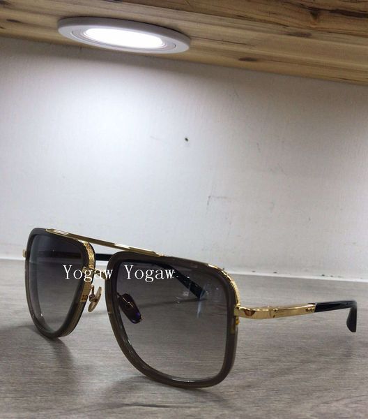 vintage square titanium sunglasses gold black/grey gradient lenes 2030 glasses men pilot sunglasses eyewear with box case, White;black
vintage square titanium sunglasses gold black/grey gradient lenes 2030 glasses men pilot sunglasses eyewear with box case, White;black
