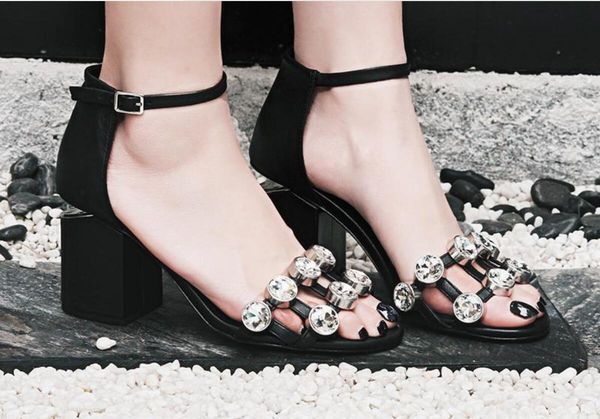 peep toe crystal summer gladiators chunky heels 2018 rome wedding bride sandals, Black
peep toe crystal summer gladiators chunky heels 2018 rome wedding bride sandals, Black