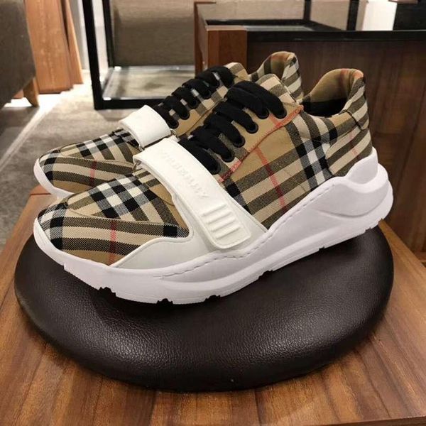 2019 конструктор мужская обувь люкс кроссовки кроссовки burberry 2020 мужская повседневная обувь 38-45 6053-2, Blue
2019 конструктор мужская обувь люкс кроссовки кроссовки burberry 2020 мужская повседневная обувь 38-45 6053-2, Blue