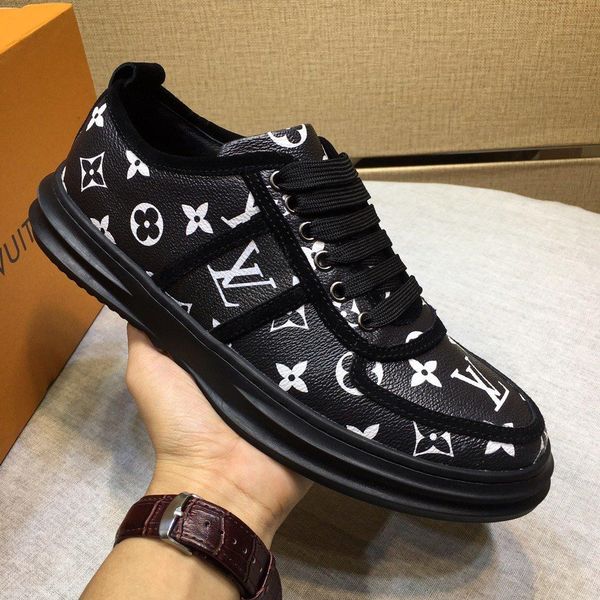 q6 fashion luxury casual men shoes suitable for lazy driver sets of feet comfortable and breathable original box packaging, Black
q6 fashion luxury casual men shoes suitable for lazy driver sets of feet comfortable and breathable original box packaging, Black