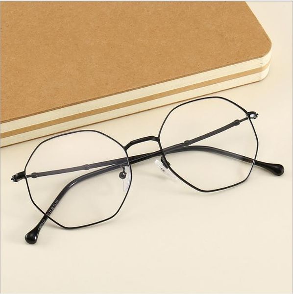 korean version literary polygon metal glass frame retro-archaic large frame anti-blue glasses, White;black
korean version literary polygon metal glass frame retro-archaic large frame anti-blue glasses, White;black