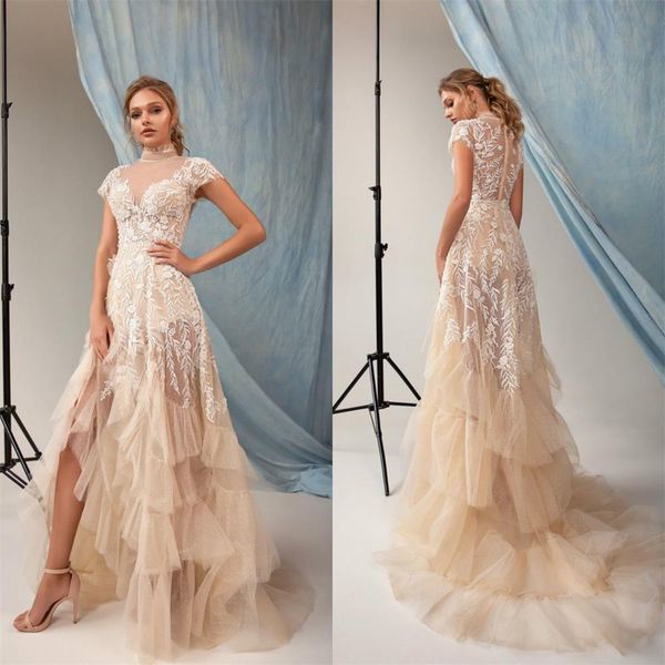 2020 champagne wedding dresses high neck lace appliques high low beach wedding dress sweep train custom made short sleeves robes de mariée, White
2020 champagne wedding dresses high neck lace appliques high low beach wedding dress sweep train custom made short sleeves robes de mariée, White