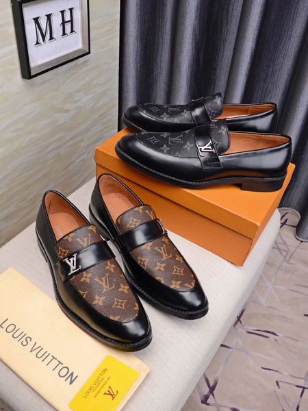 2019 высокое качество кожи mens броги luxury brands человек платье обувь дышащая flats водонепроницаемая вождения обувь скольжения на мокаси, Black
2019 высокое качество кожи mens броги luxury brands человек платье обувь дышащая flats водонепроницаемая вождения обувь скольжения на мокаси, Black