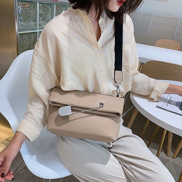 handbags 2020 spring and summer new personality folding bag wide shoulder strap shoulder bag crossbody
handbags 2020 spring and summer new personality folding bag wide shoulder strap shoulder bag crossbody