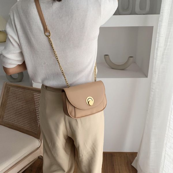 2020 new women's shoulder bag fashion small fresh female bag korean version of the cross-body saddle shoulder messenger
2020 new women's shoulder bag fashion small fresh female bag korean version of the cross-body saddle shoulder messenger