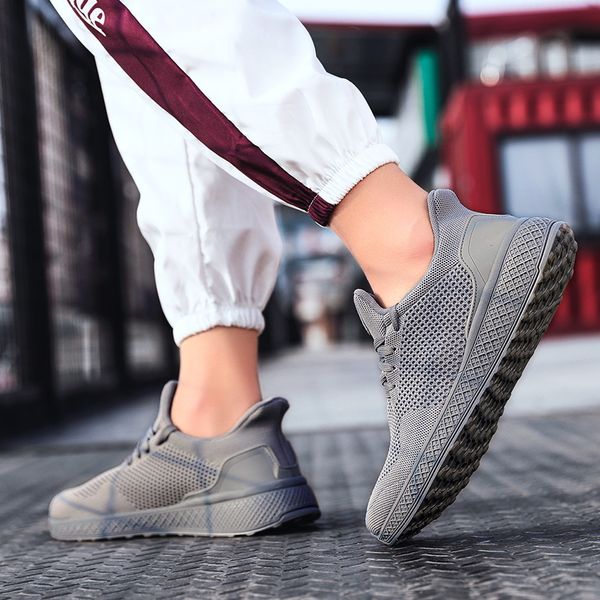 2020 fashion casual shoes black white red grey sale men women boy girl breathable outdoor sports running shoes sneakers 39-44
2020 fashion casual shoes black white red grey sale men women boy girl breathable outdoor sports running shoes sneakers 39-44