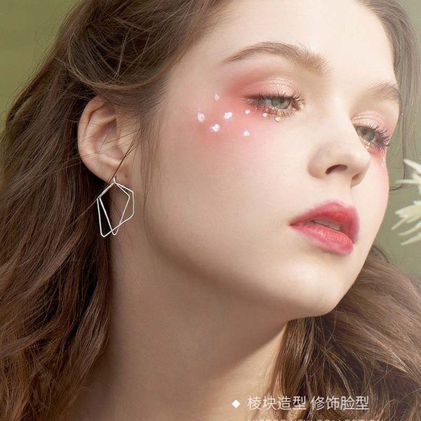 geometry face significant thin earrings women's korean-style elegant cool lines sense of design ear stud small numerous net red, Silver
geometry face significant thin earrings women's korean-style elegant cool lines sense of design ear stud small numerous net red, Silver