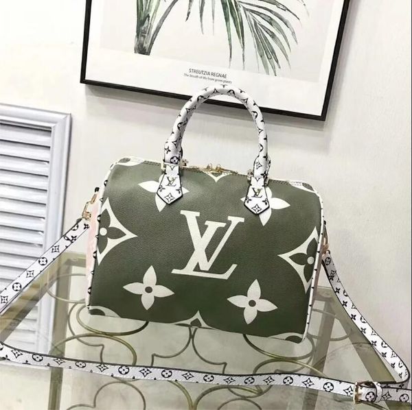 2019 brand new houlder bag leather luxury handbag wallet for women bag de igner tote me enger bag cro body pur e n017
2019 brand new houlder bag leather luxury handbag wallet for women bag de igner tote me enger bag cro body pur e n017