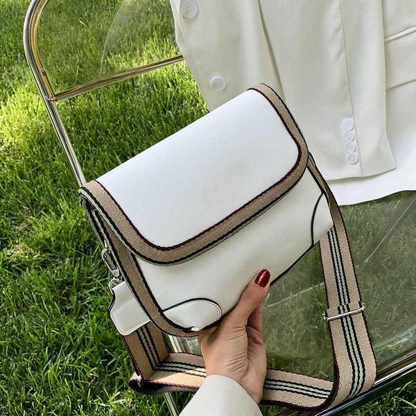 2020 new mini handbags women fashion ins ultra fire simple style crossbody bags retro wide shoulder strap messenger bag purse
2020 new mini handbags women fashion ins ultra fire simple style crossbody bags retro wide shoulder strap messenger bag purse