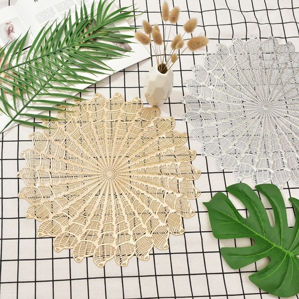 unique hollow placemat conch pattern placemat gold stamping household table decoration
unique hollow placemat conch pattern placemat gold stamping household table decoration