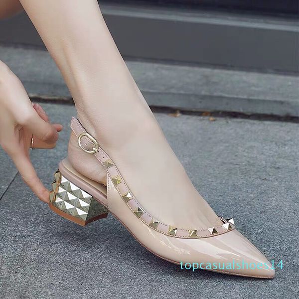 branded luxury designer women sandals shoes,mid heels lady shoes,rivets decorated dress shoes pointed toe size 34-41 t14, Black
branded luxury designer women sandals shoes,mid heels lady shoes,rivets decorated dress shoes pointed toe size 34-41 t14, Black