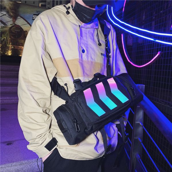 2019 new street trend hip hop car reflective night ming couple chest bag personality cool shoulder messenger bag
2019 new street trend hip hop car reflective night ming couple chest bag personality cool shoulder messenger bag