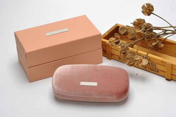 miumiu color film reflective case case haad smuu53p ladies glasses box myopia sun glasses box box
miumiu color film reflective case case haad smuu53p ladies glasses box myopia sun glasses box box