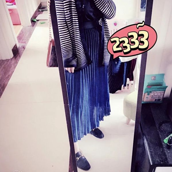 women sweater 2019 new v-neck striped button knit cardigan top, White;black
women sweater 2019 new v-neck striped button knit cardigan top, White;black