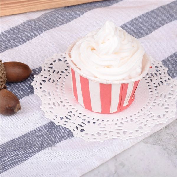 4.5 inch 250pcs paper mat white round lace paper doilies doyleys vintage coasters placemat craft wedding christmas table decoration mats p
4.5 inch 250pcs paper mat white round lace paper doilies doyleys vintage coasters placemat craft wedding christmas table decoration mats p