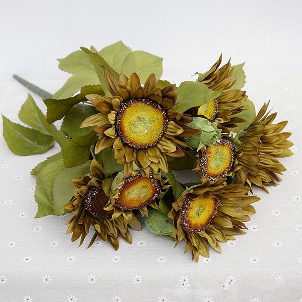 1 bouquet 13 heads retro european style oil painting feel greyish-green sunflower artificial flowers 50cm
1 bouquet 13 heads retro european style oil painting feel greyish-green sunflower artificial flowers 50cm