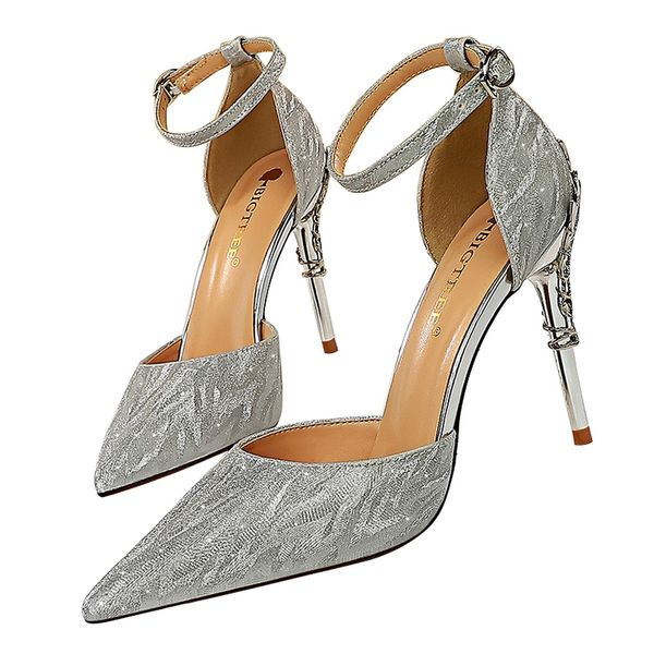 2020 women 7cm 9.5cm high heels fetish glitter sandals lady metal stripper sequins gold silver wedding bridal pumps prom shoes, Black
2020 women 7cm 9.5cm high heels fetish glitter sandals lady metal stripper sequins gold silver wedding bridal pumps prom shoes, Black